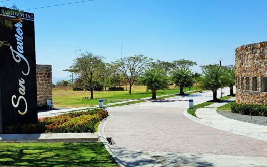 Terrenos Habitacionales Fracc. San Javier Cuahutemoc, Colima
