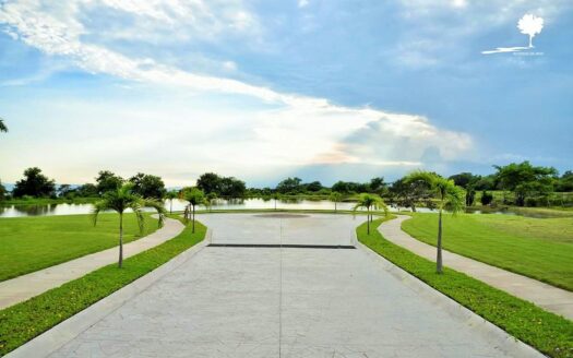 Terrenos Habitacionales Fracc. San Javier Cuahutemoc, Colima