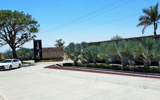 Terrenos Habitacionales Fracc. San Javier Cuahutemoc, Colima