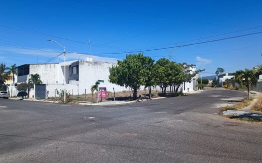 Terreno Habitacional Fracc. Las Lagunas Villa de alvarez, Colima