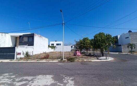 Terreno Habitacional Fracc. Las Lagunas Villa de alvarez, Colima