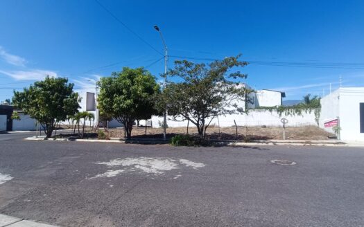 Terreno Habitacional Fracc. Las Lagunas Villa de alvarez, Colima